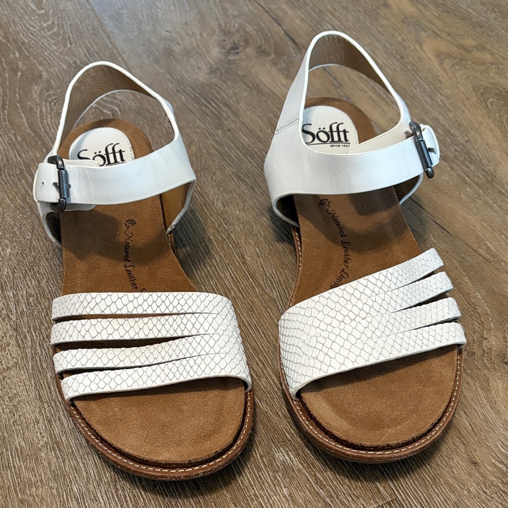Sofft White Leather Sandals